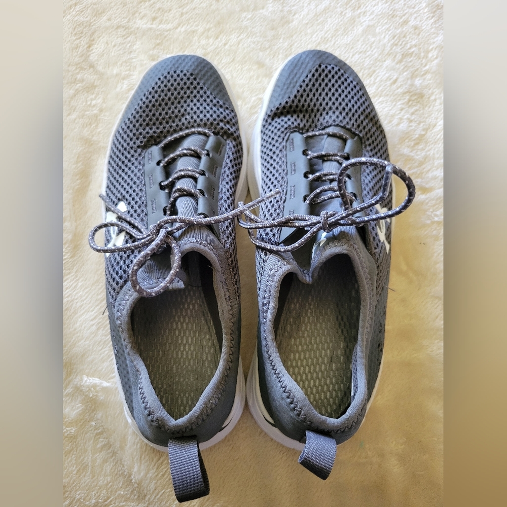 NWOT-Under Armour Water Shoes - Picture 4 of 4